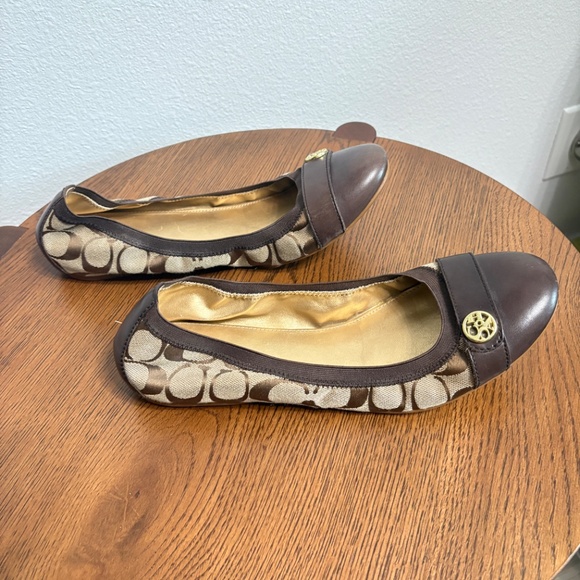 Coach Chelsea Ballet Flats - Tan & Brown , Size 10 - Picture 4 of 8